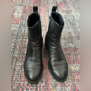 Cole Haan rainboot size 7